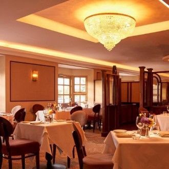 Hacketts eatery birr offaly  custom cms-county-arms-hotel